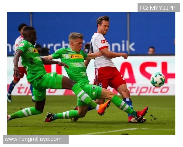 足球明星进球的秘诀与技巧揭秘如何在比赛中精准破门 足球明星进球的秘诀与技巧揭秘如何在比赛中精准破门